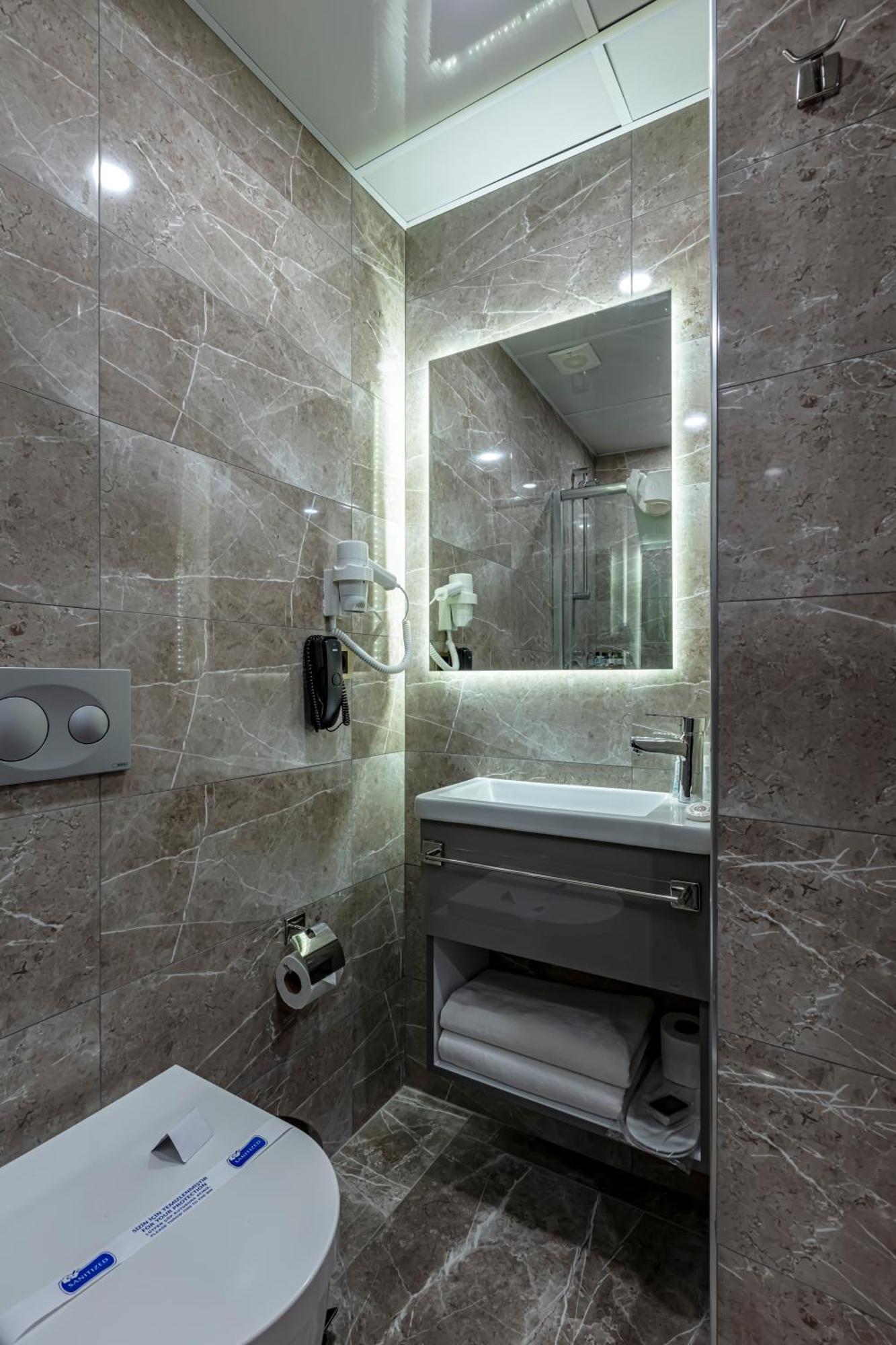 Grand Hamit By Karadayi Airport Hotel Arnavutkoy Buitenkant foto