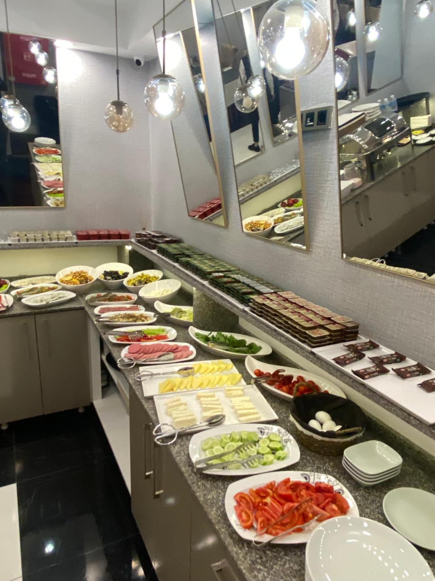 Grand Hamit By Karadayi Airport Hotel Arnavutkoy Buitenkant foto