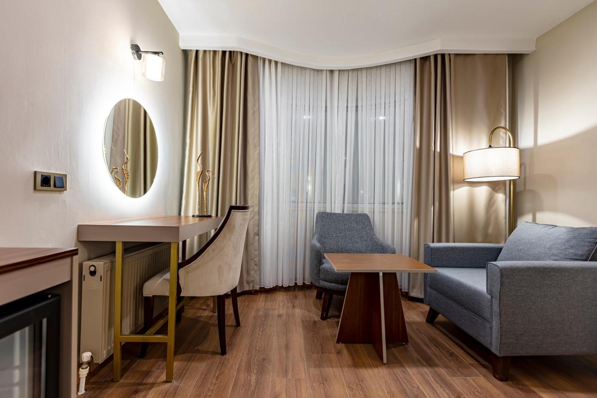 Grand Hamit By Karadayi Airport Hotel Arnavutkoy Buitenkant foto