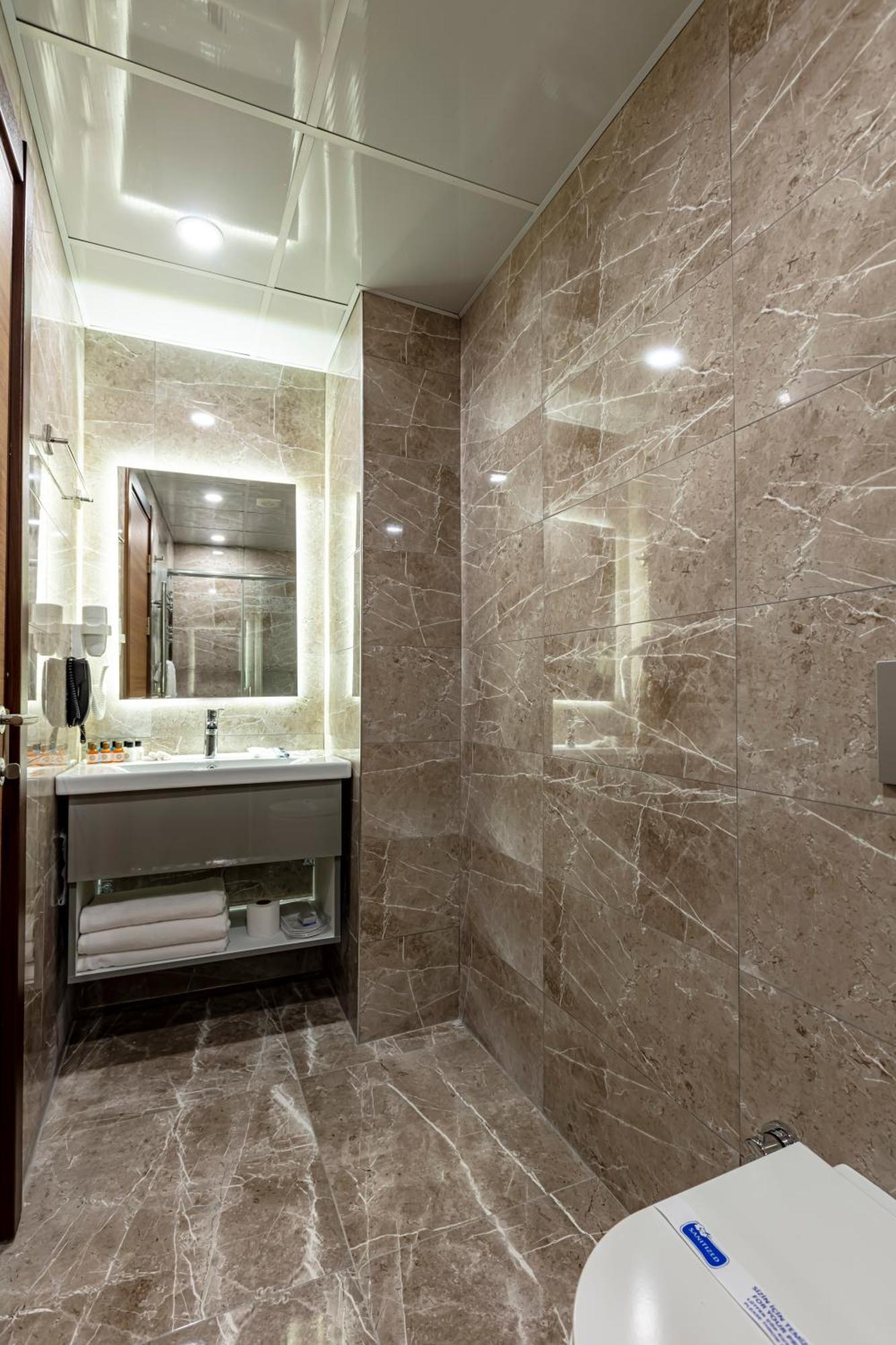 Grand Hamit By Karadayi Airport Hotel Arnavutkoy Buitenkant foto