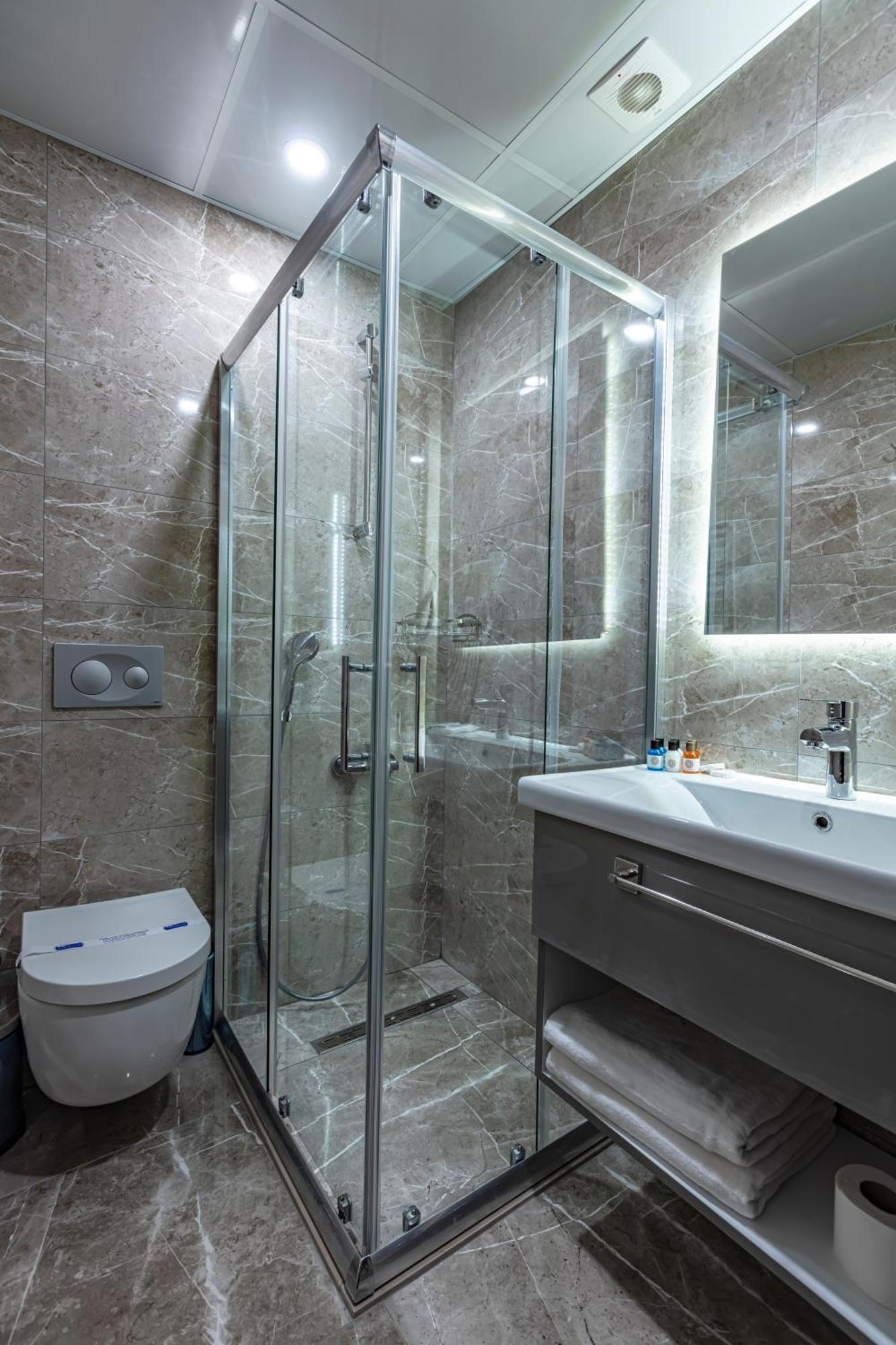 Grand Hamit By Karadayi Airport Hotel Arnavutkoy Buitenkant foto