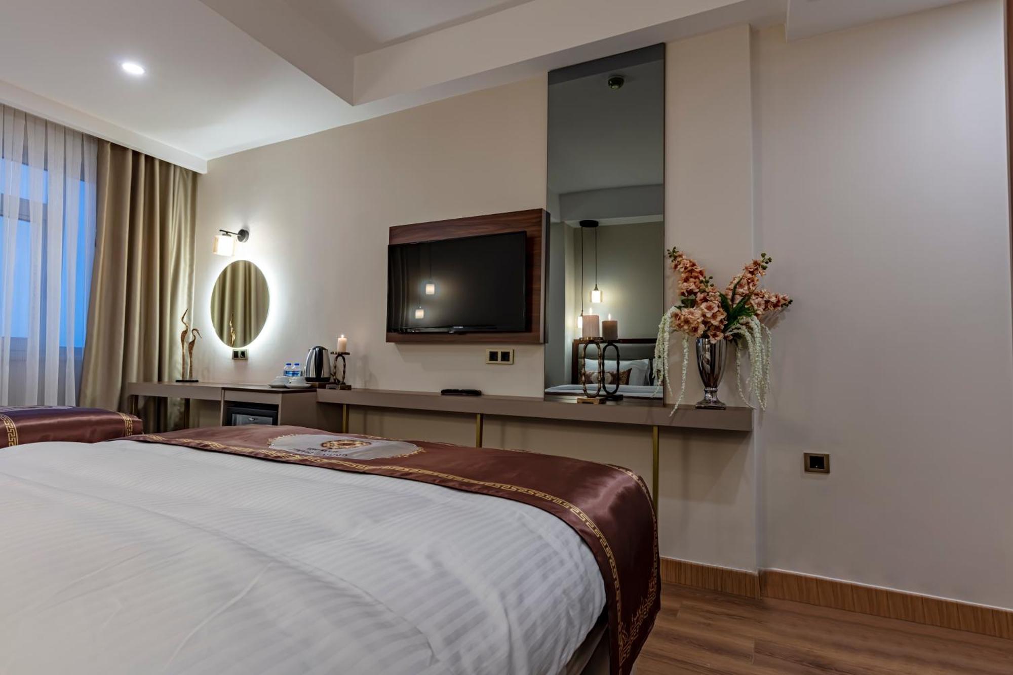 Grand Hamit By Karadayi Airport Hotel Arnavutkoy Buitenkant foto